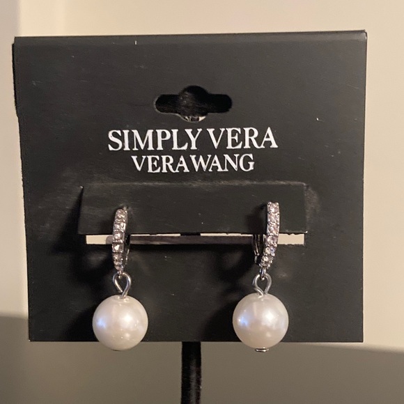 Simply Vera Vera Wang Jewelry - Simply Vera Vera Wang Silver and White Pearl Drop Earrings